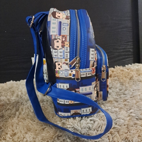 FUNKO POP! SEINFELD MINI BACKPACK AOP NWT - Picture 3 of 8